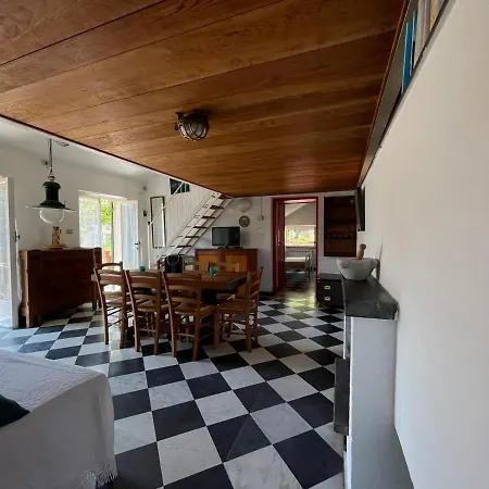 Dom wakacyjny Ampia Casa Marinara Con Meravigliosa Terrazza Vista Mare Da Mario E Rosanna *