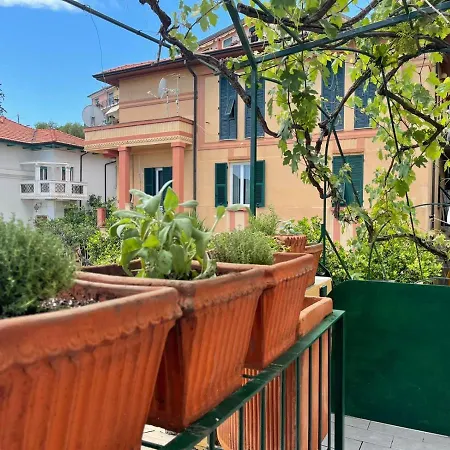 Ampia Casa Marinara Con Meravigliosa Terrazza Vista Mare Da Mario E Rosanna * Porto Venere