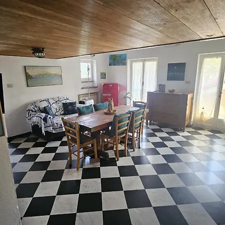 Ampia Casa Marinara Con Meravigliosa Terrazza Vista Mare Da Mario E Rosanna *