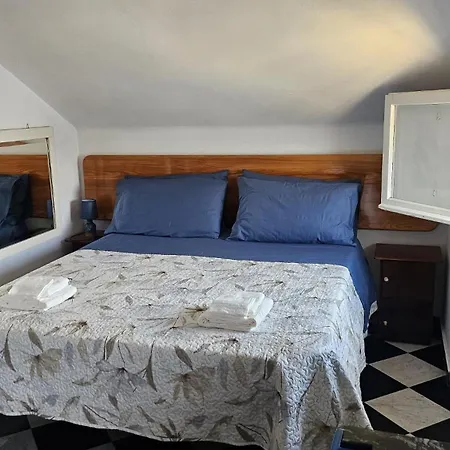 Ferienhaus Ampia Casa Marinara Con Meravigliosa Terrazza Vista Mare Da Mario E Rosanna